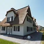 Holiday home In Mit Garten *